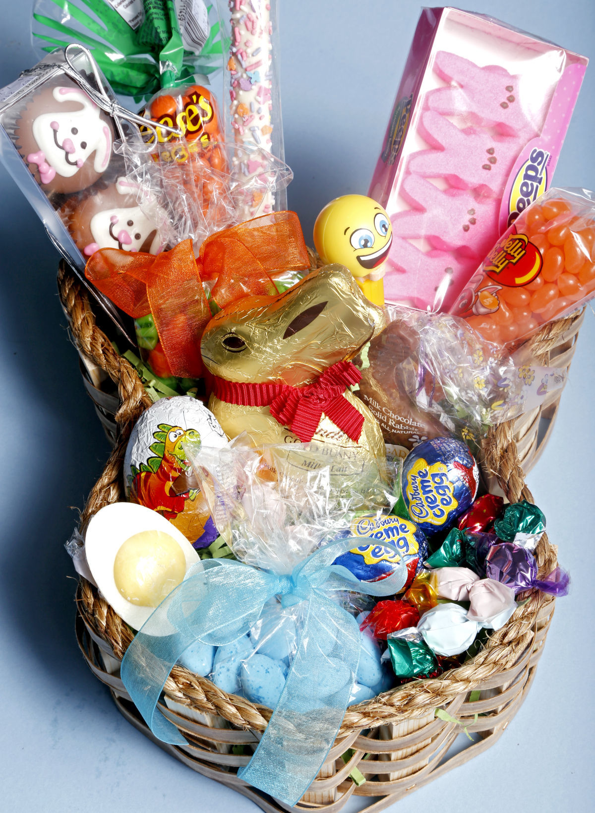 SWEETS & TREATS